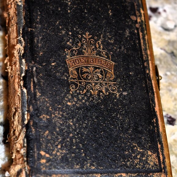 Other - Small Antique Bible - Genesis thru Revelation